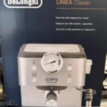 Very easy to wipe down milk spout!