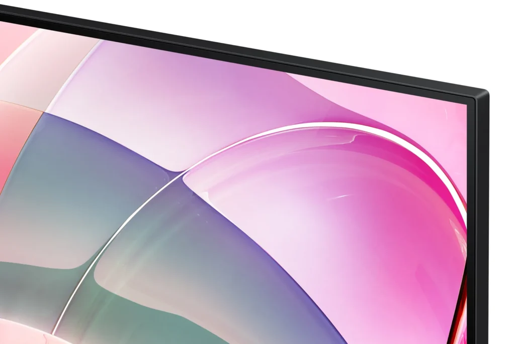 32″ ViewFinity S7 (S70D) 4K UHD HDR10 High Resolution Monitor 4