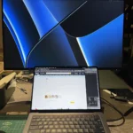 1 star for the condition of the packaging. 4 star for the monitor