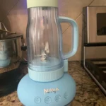 Minimal buttons, good for elderly or younger users.