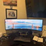 3 monitors in 1 but looks more sleek just having 1