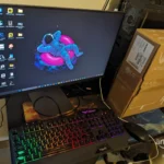 Panel IPS de 144hz pero no tiene regulador de altura.