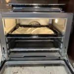 Very large cooking space with powerful convection